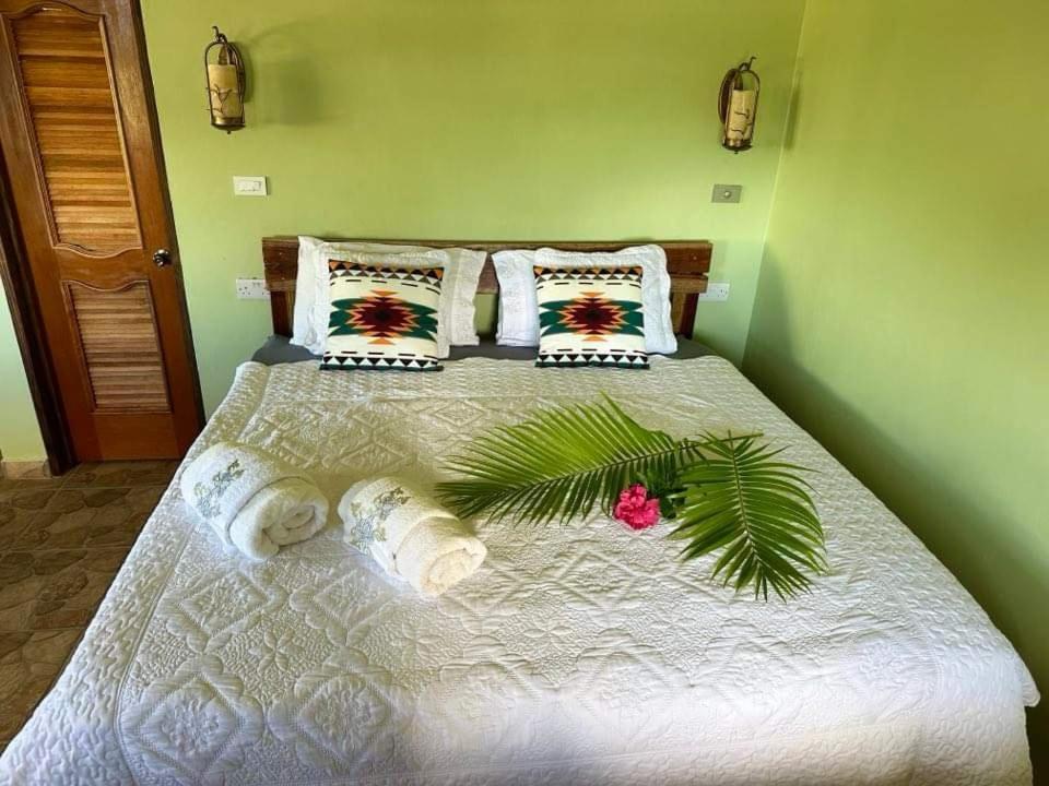 Orchid Resort Ltd Guillet Bagian luar foto