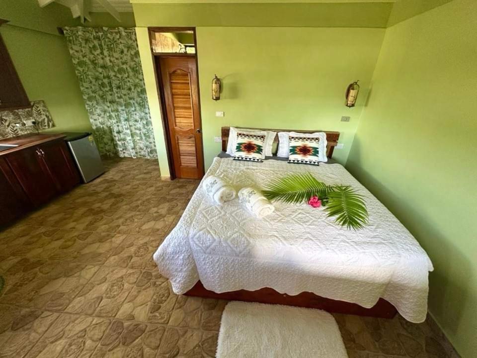 Orchid Resort Ltd Guillet Bagian luar foto